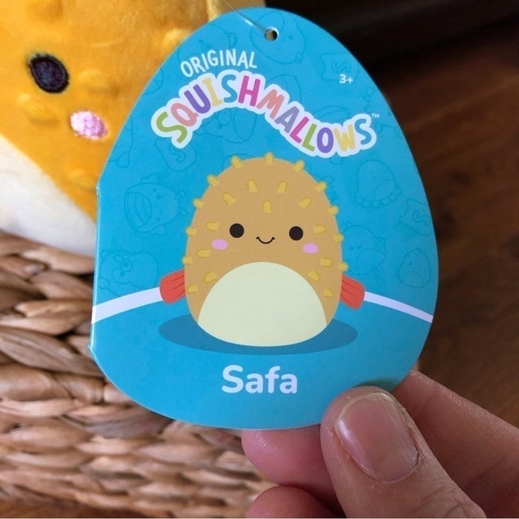 Squishmallows Safa the puffer fish in 5” - Picture 5 of 7